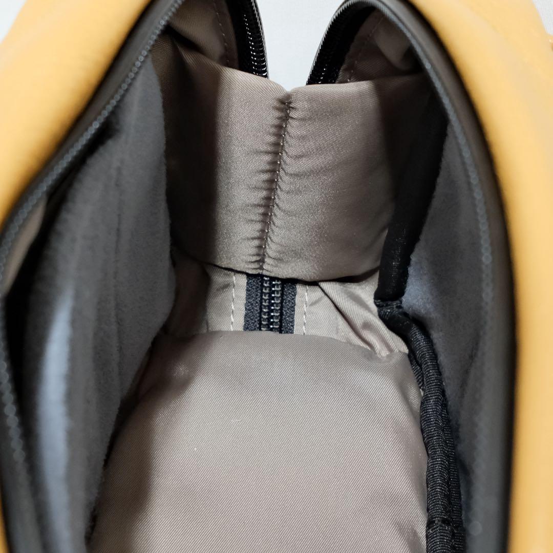 カワニシカバン　ボディバッグ　lauff​［ラフ］​　キャメル