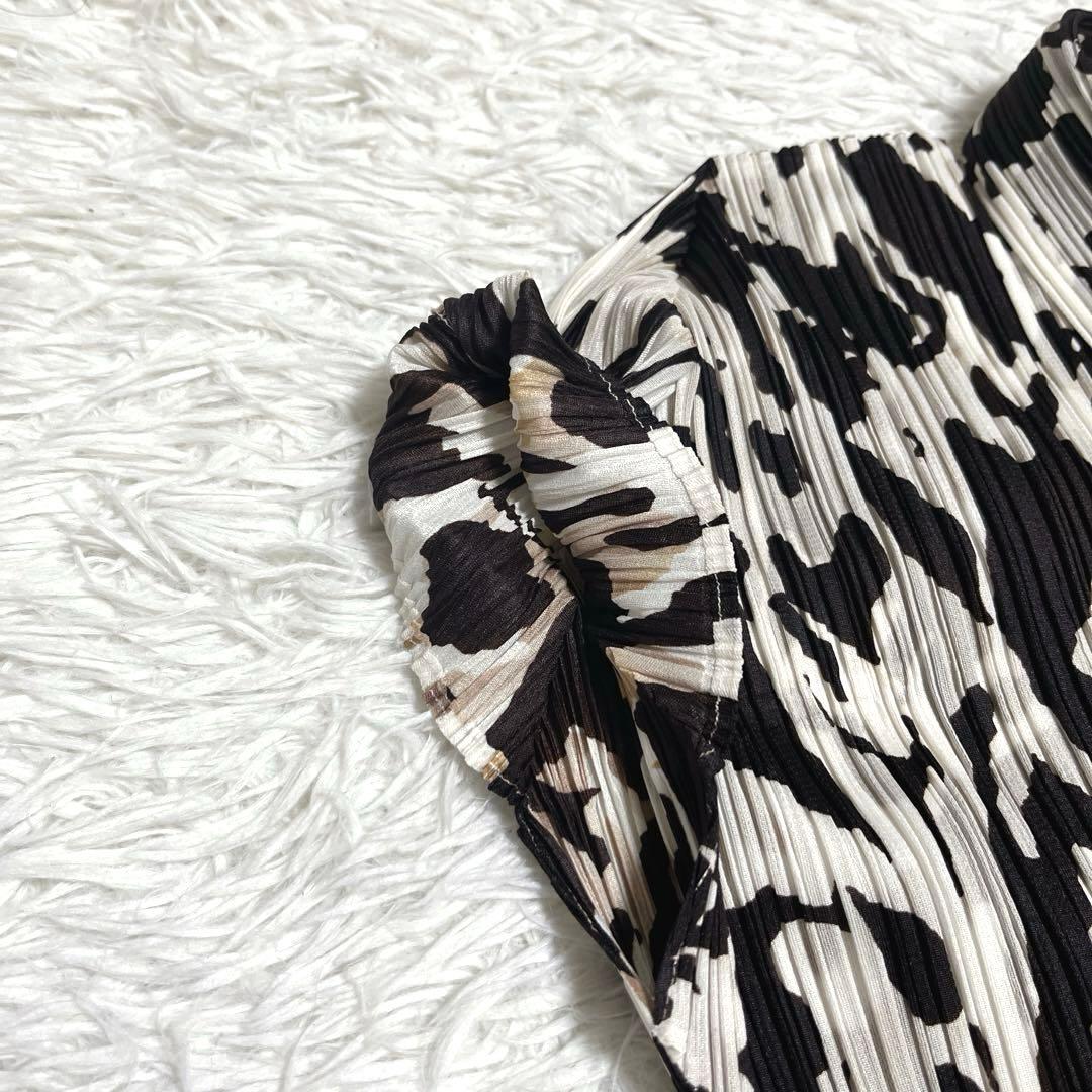 【極美品】プリーツプリーズ ボタンダウン シャツ 3 ブラック × ホワイト