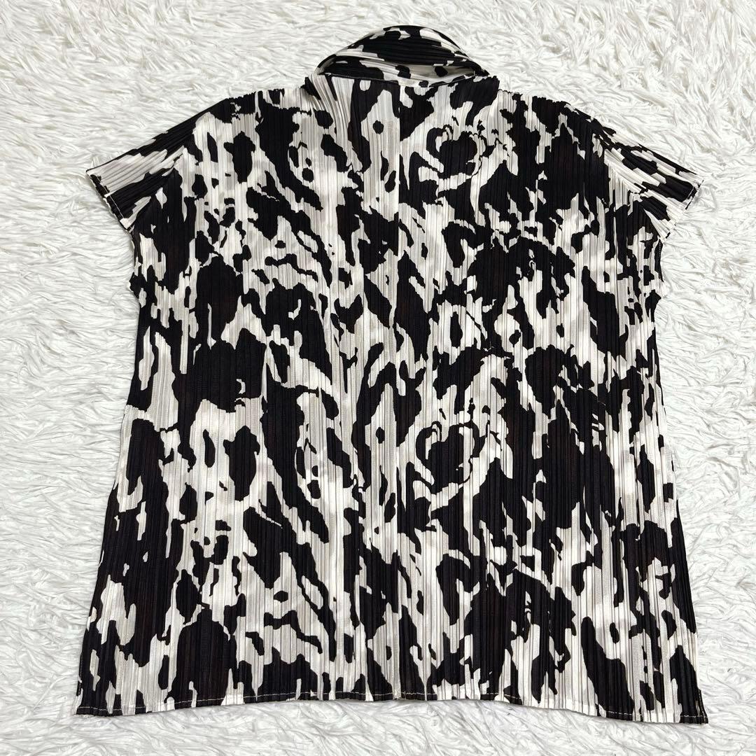 【極美品】プリーツプリーズ ボタンダウン シャツ 3 ブラック × ホワイト