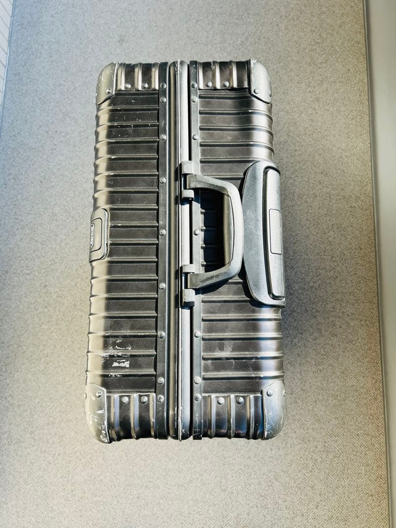 リモワ　TOPAS STEALTH 98L4輪