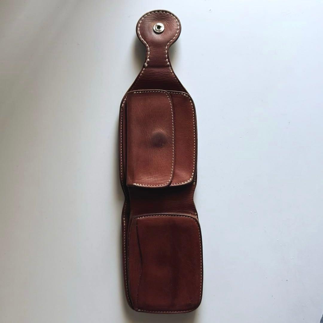 レッドムーン　レザーショートウォレット　コンチョボタン