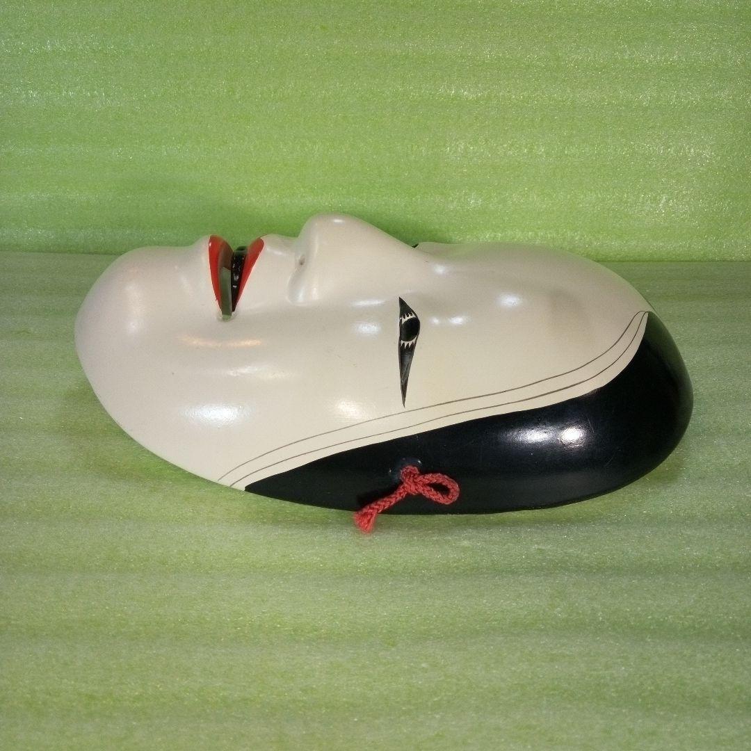 能面　女面？　女性の顔？　伝統工芸品　日本文化　伝統芸能　お面　おめん　マスク