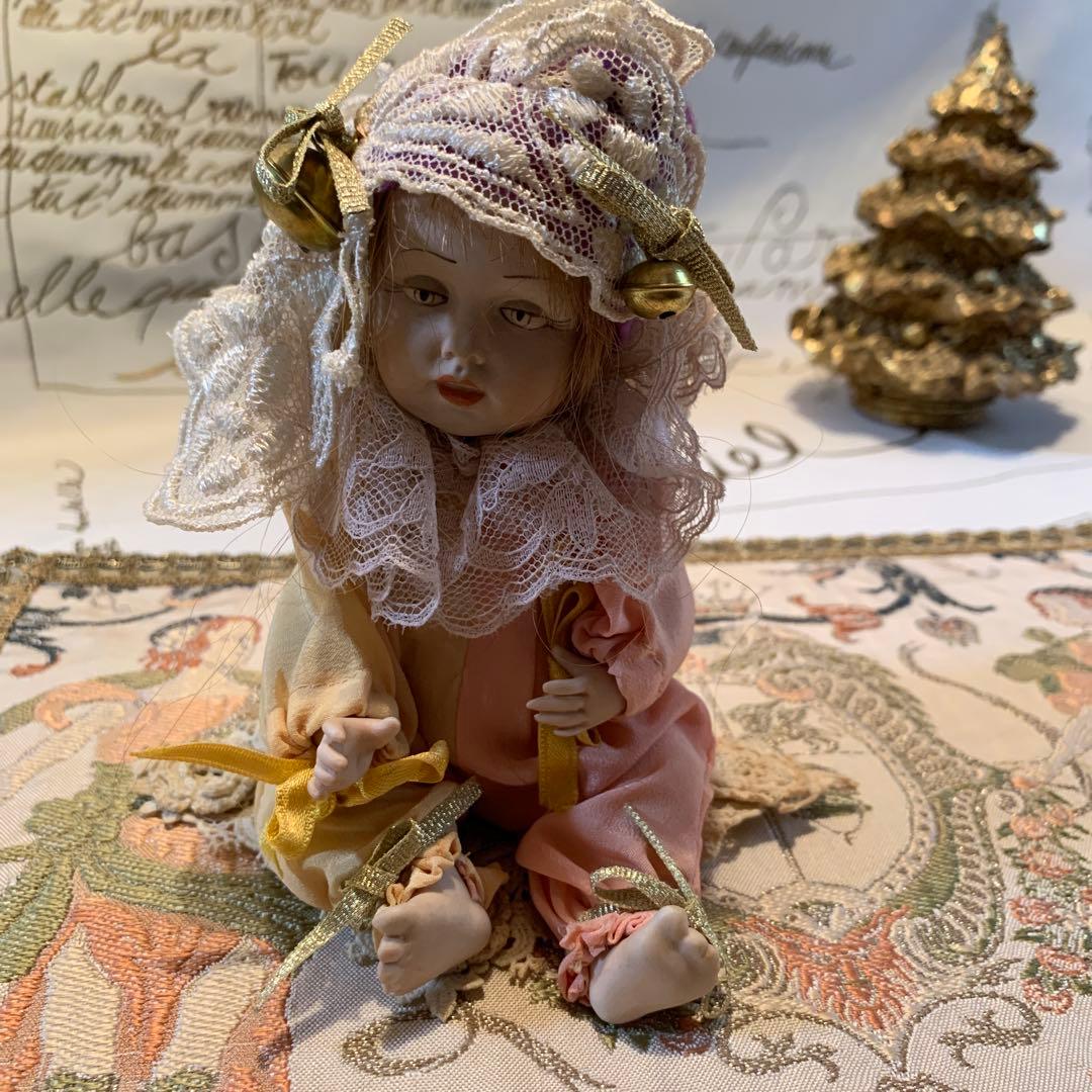 イタリア製　ベェネツィアの作家物のビンテージのビスクドール！可愛いくて妖艶です！