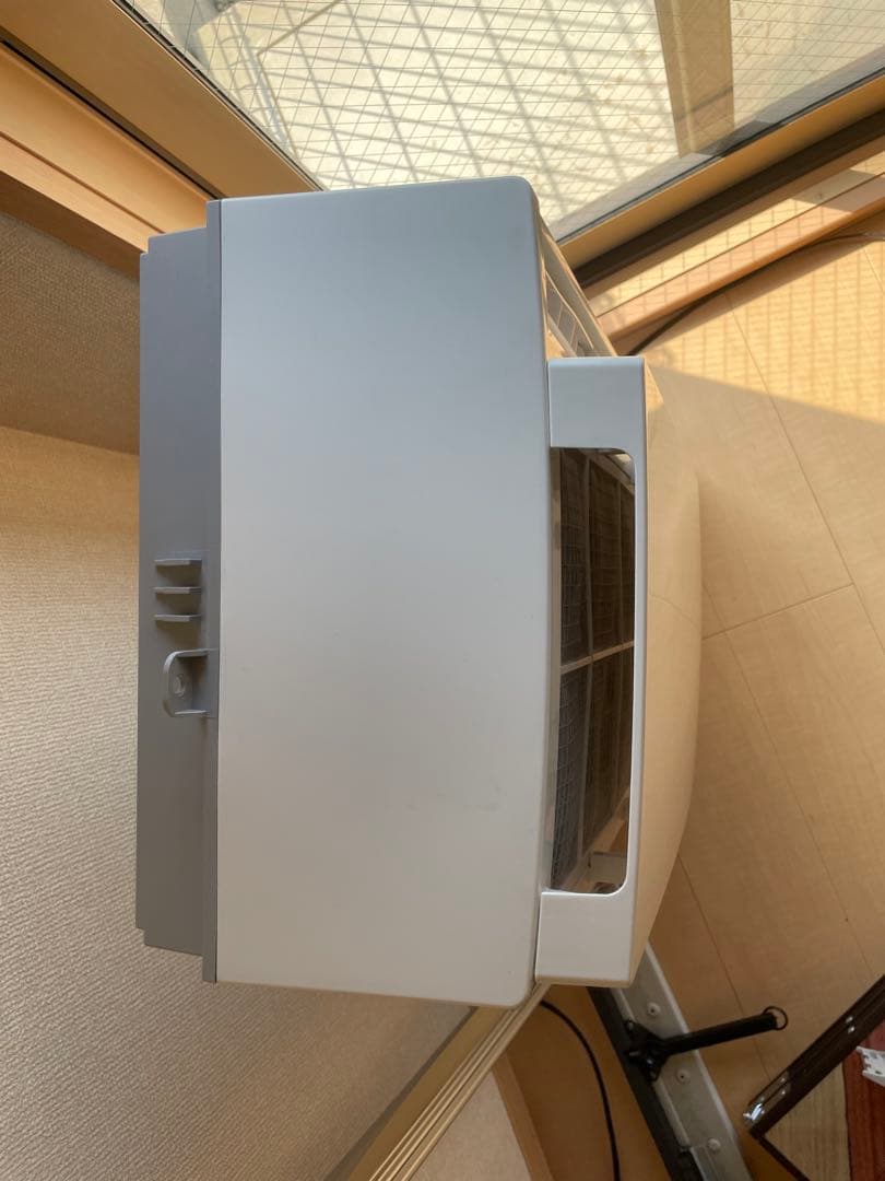 【美品】ウィンドエアコン 2024年製 CWH-A1824R(W)