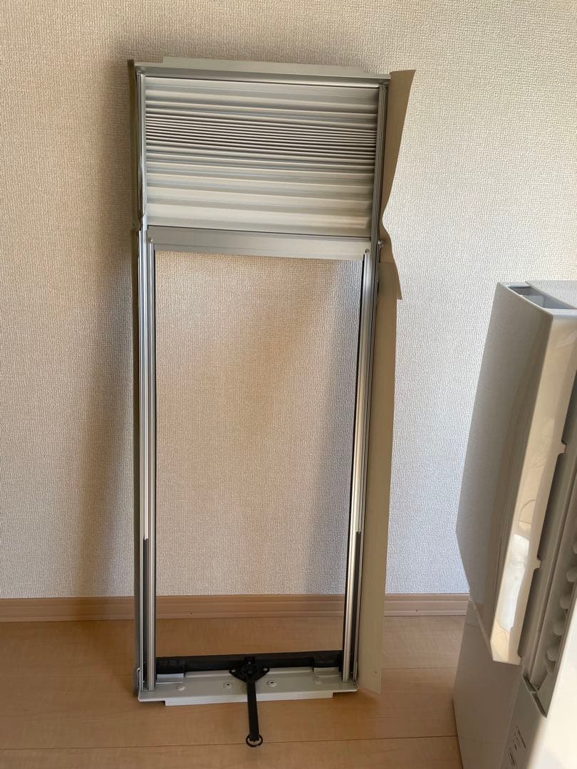 【美品】ウィンドエアコン 2024年製 CWH-A1824R(W)