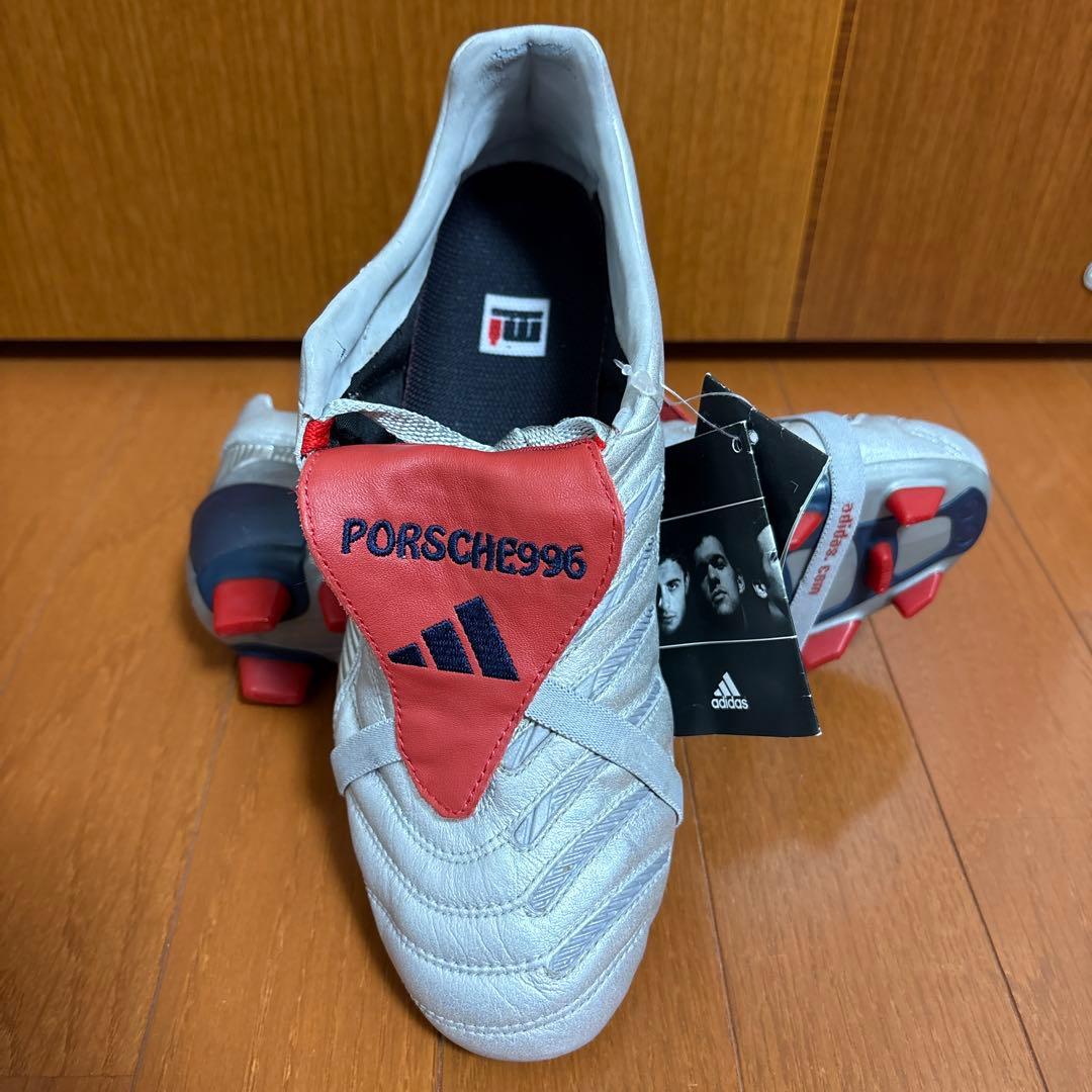 【タグ付き新品】adidas サッカースパイク　プレデター　パルス　2004