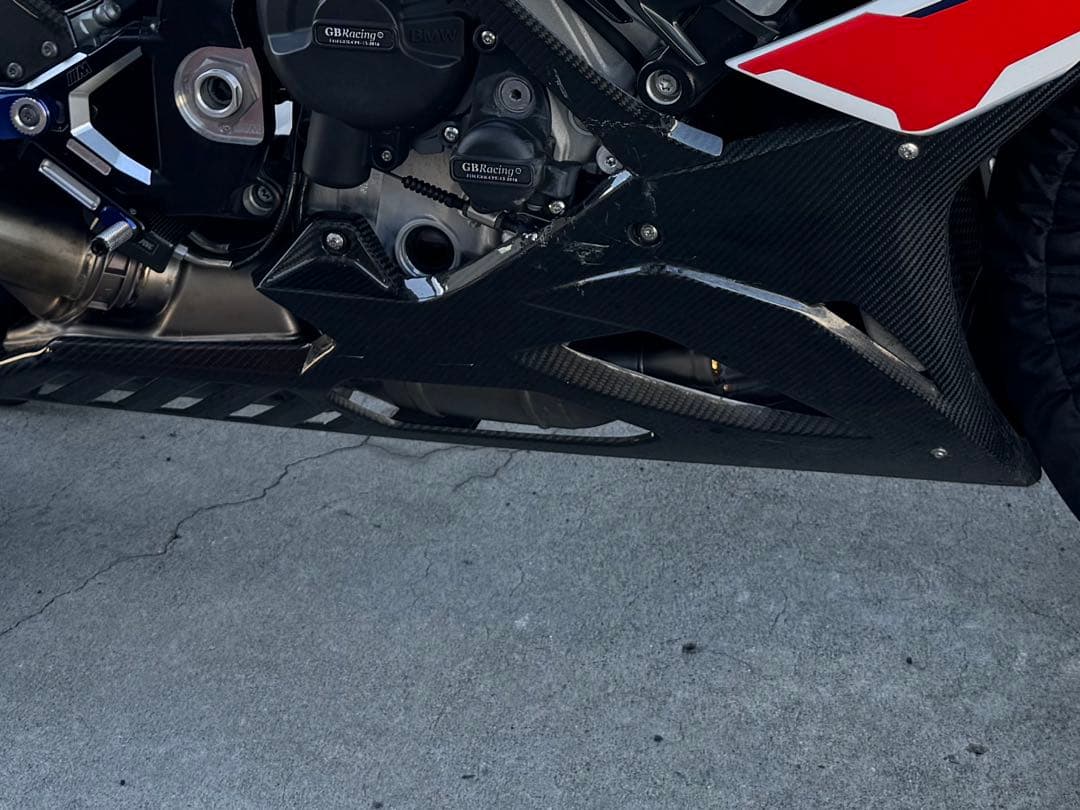 S1000RR イルムバーガー アンダーカウル ドライカーボン