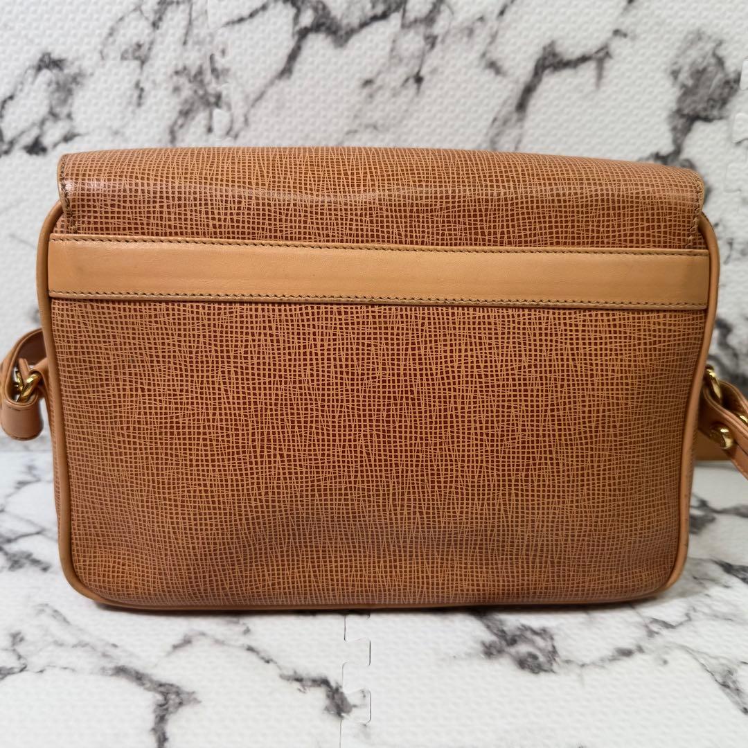 ハンティングワールド　メッセンジャーバッグ　斜め掛け　サファリ　ゴールド金具