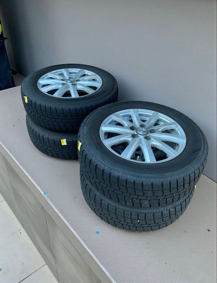 スタッドレスタイヤ ホイール 4本セット 195/65R15 91Q バリ山