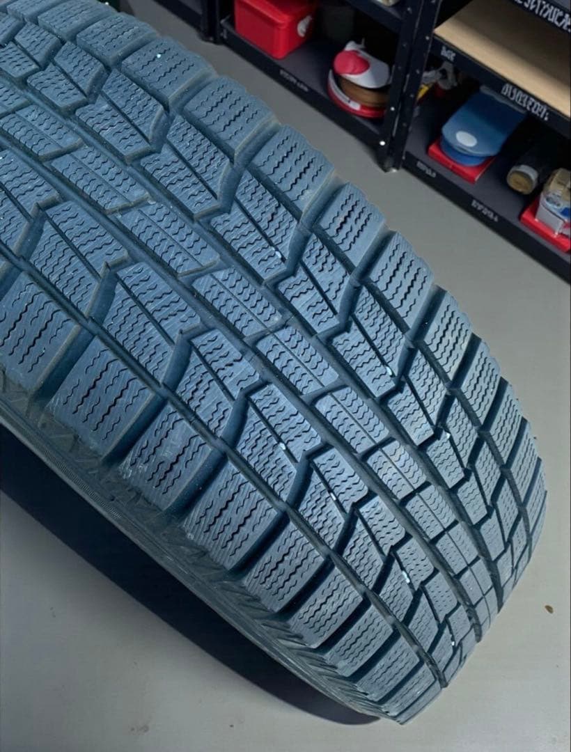 スタッドレスタイヤ ホイール 4本セット 195/65R15 91Q バリ山