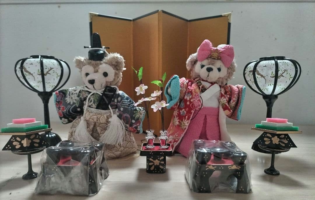 ダッフィーシェリーメイ　ハンドメイド雛人形セット　立ちぬいバお雛様、お内裏様