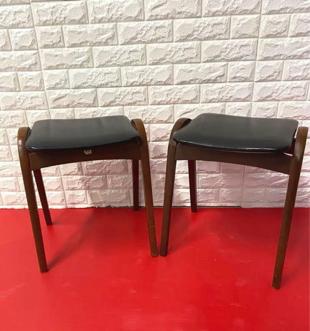 秋田木工 IDC大塚 No.202 剣持勇 スタッキングスツール 黒 PVC