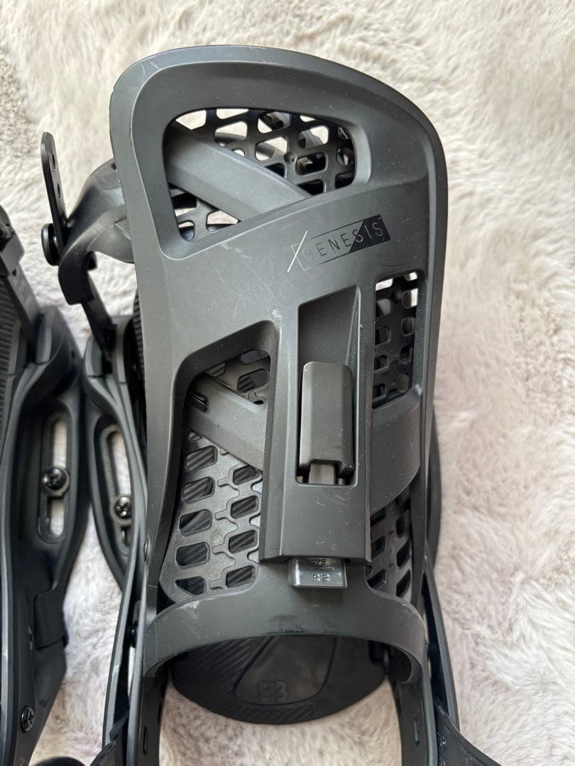 Burton GENESIS Mサイズ　EST