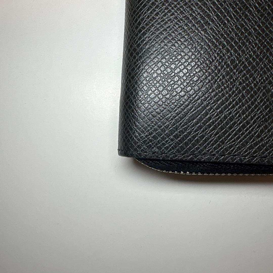 LOUIS VUITTON ブラック レザー ケース