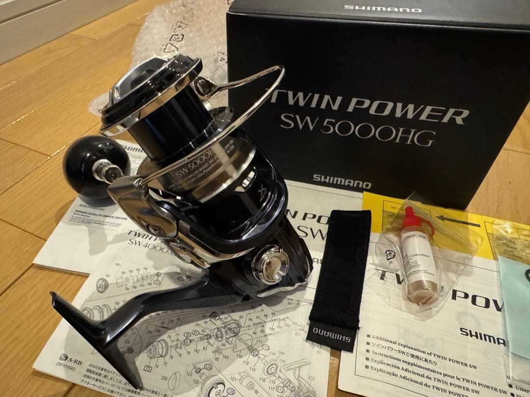 シマノ ツインパワーSW 5000HG 未使用 TWIN POWER SW