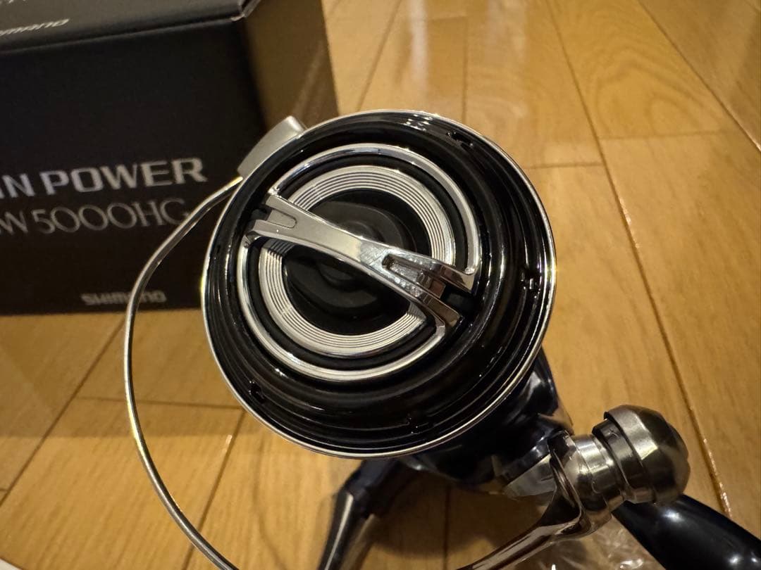 シマノ ツインパワーSW 5000HG 未使用 TWIN POWER SW