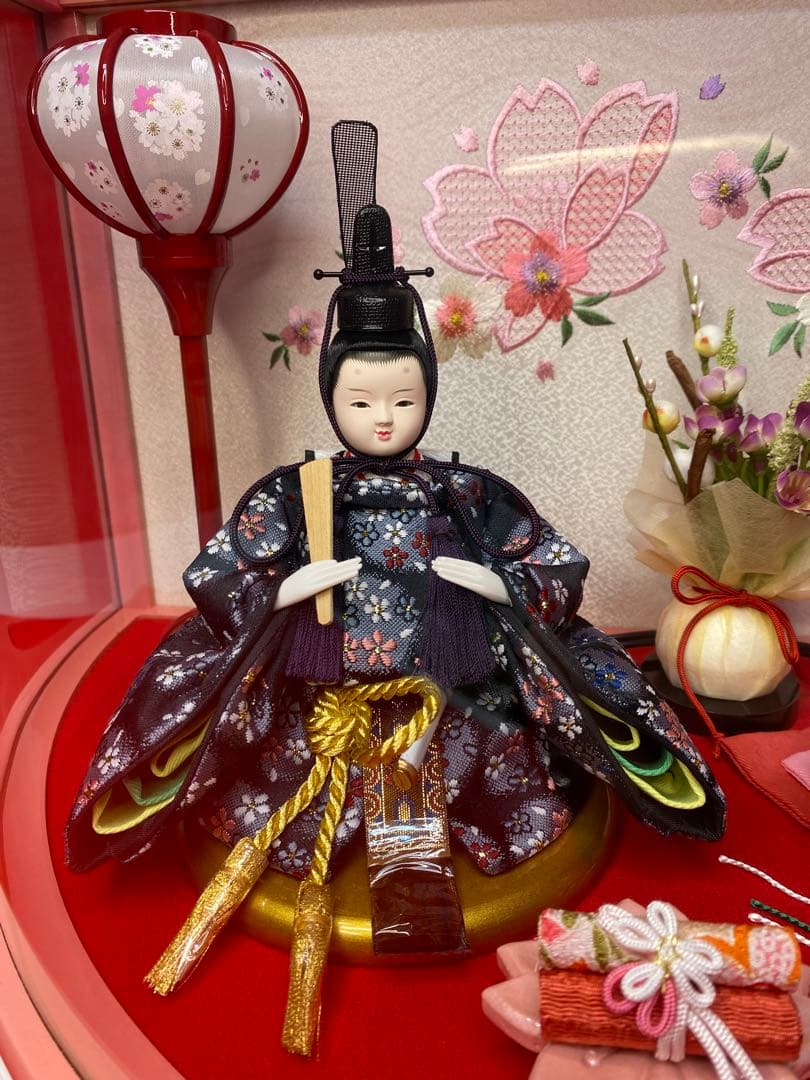 藤翁作　雛人形親王飾り半円形アクリルケース・間口約５０×奥行約２８×高さ約２７㎝