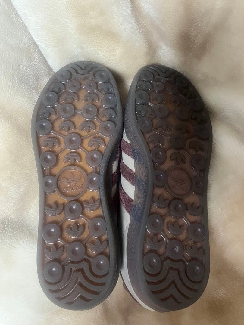 adidas Gazelle ベージュ/ブラウン スニーカー