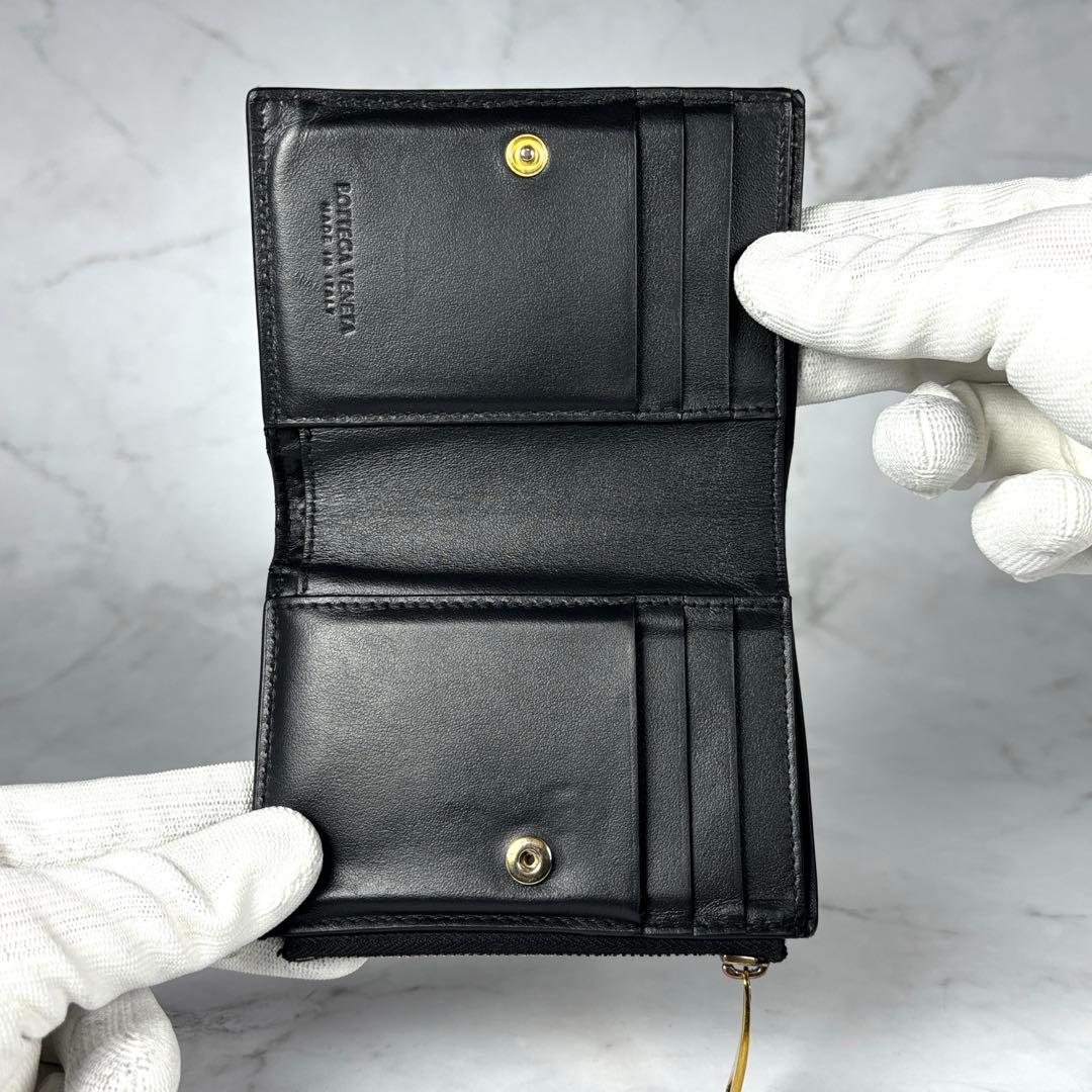 BOTTEGA VENETA ボッテガヴェネタ 二つ折り財布 カセット　ブラック