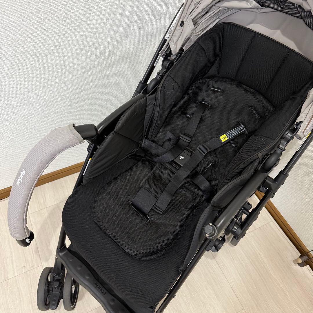 美品 Apricaラクーナビッテクッション アカチャンホンポ限定 23年モデル