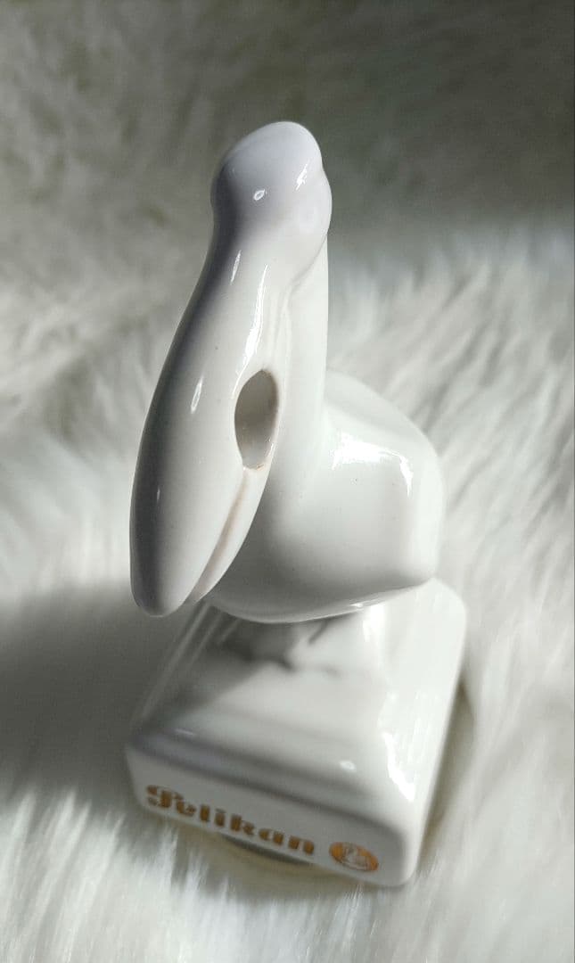 【希少】　Pelikan ペリカン　ペンスタンド陶器製 ホワイト