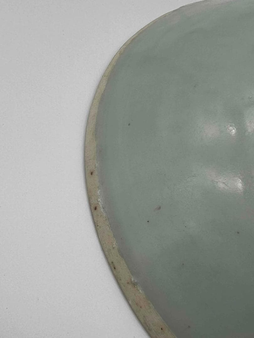 北宋時代　青白磁牡丹鳳凰文盤　茶皿　茶鉢　景徳鎮　影青　唐物(B-98)