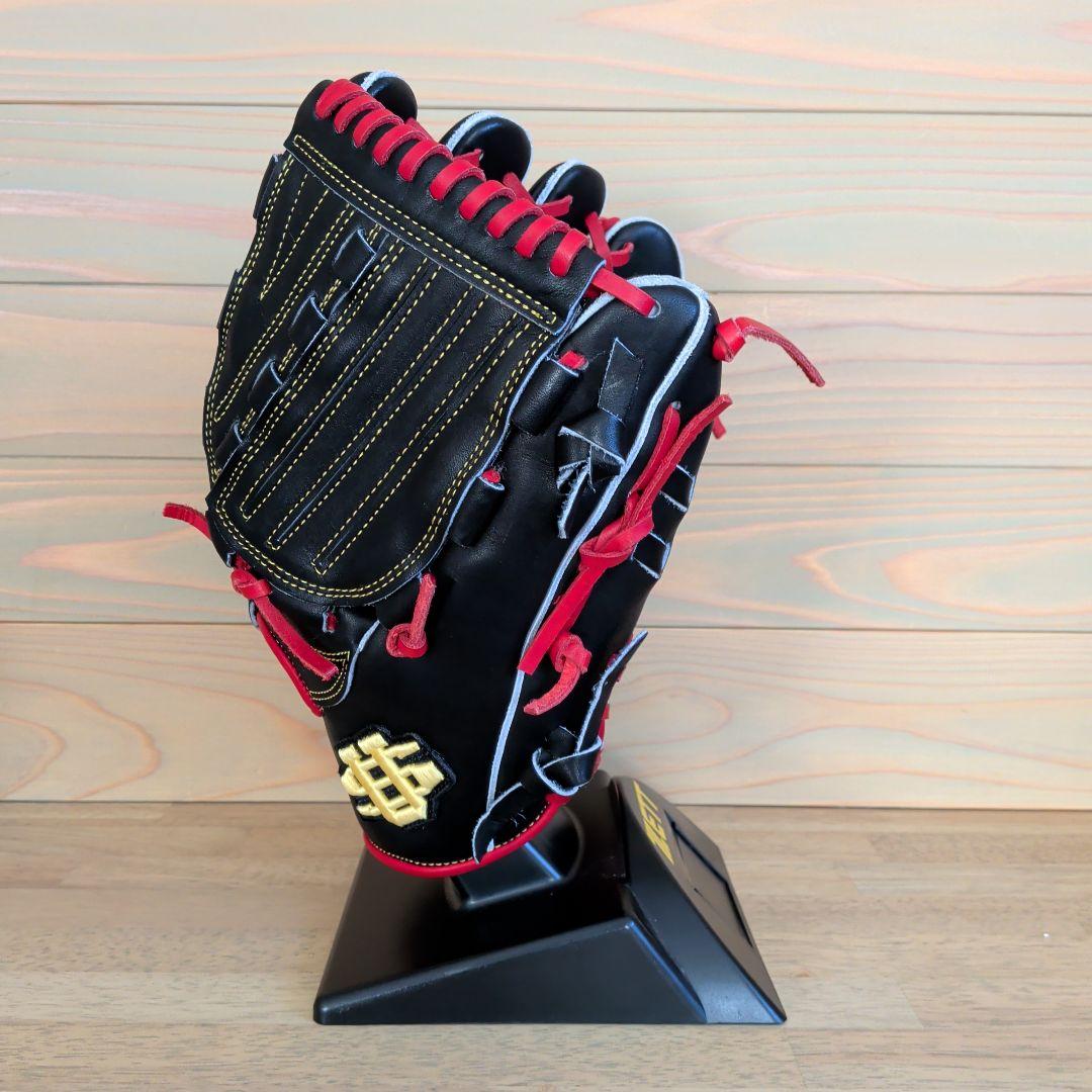 【未使用品】アップセット限定品　軟式　投手用　ブラック×レッド