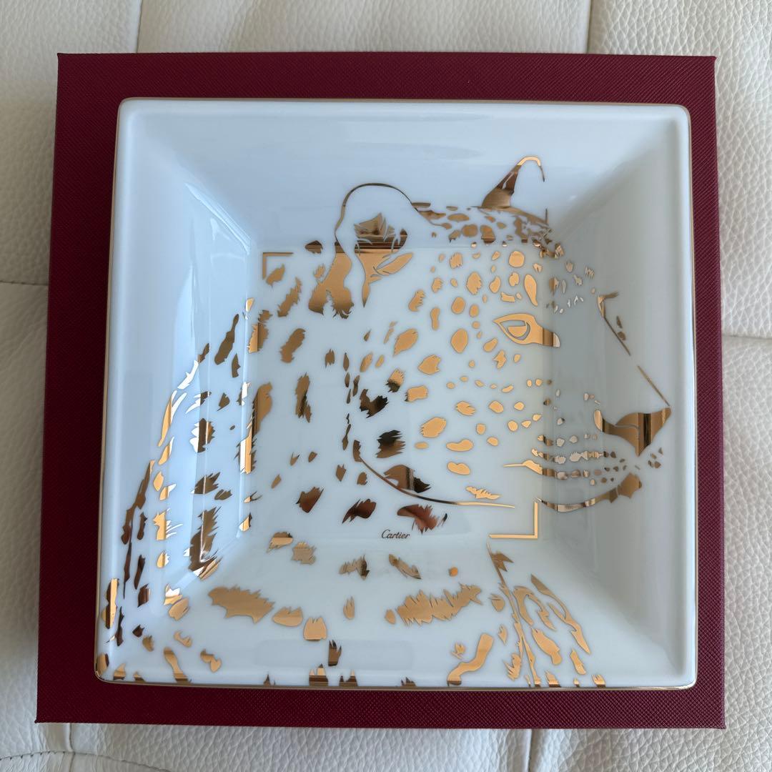 【激レア】Cartier ヒョウデザイン 四角皿