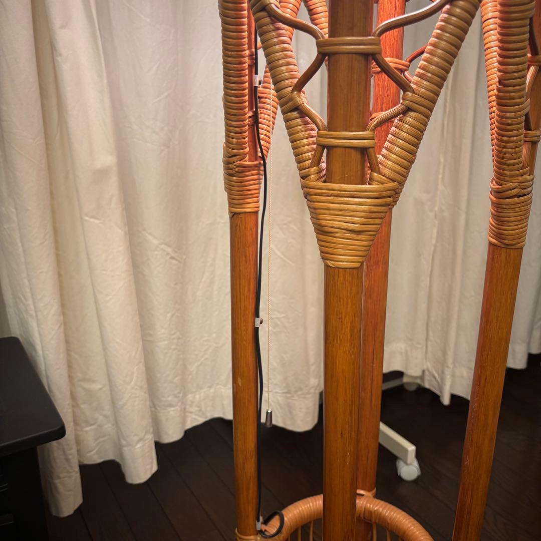 風間　カザマ　フロアスタンド 　フロアランプ　尖塔型　ラタン家具　籐家具