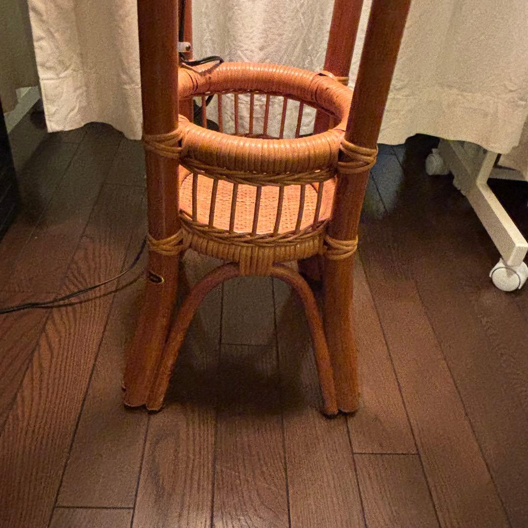 風間　カザマ　フロアスタンド 　フロアランプ　尖塔型　ラタン家具　籐家具