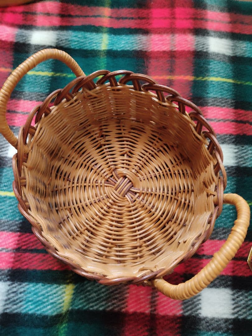 バケット 籠　パン籠　ランドリーバスケット　籐　ラタン　フランスパン