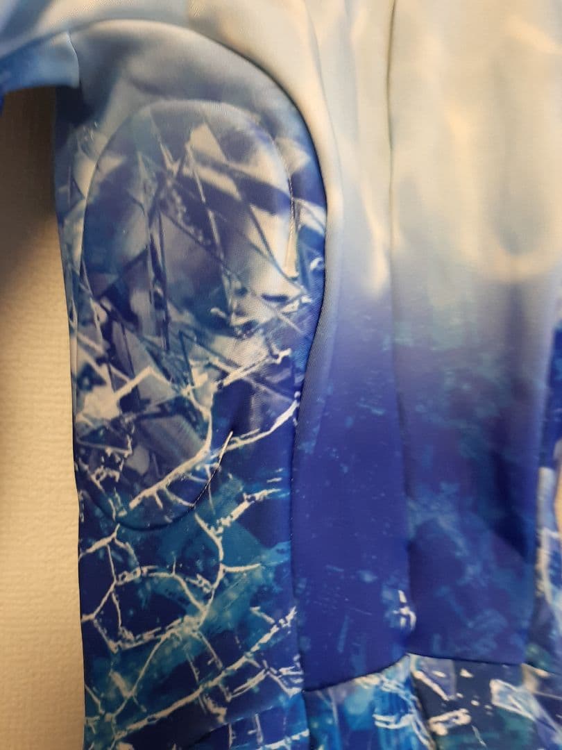 ONYONE スキーウェア ワンピース　Sサイズ　青色 グラデーション