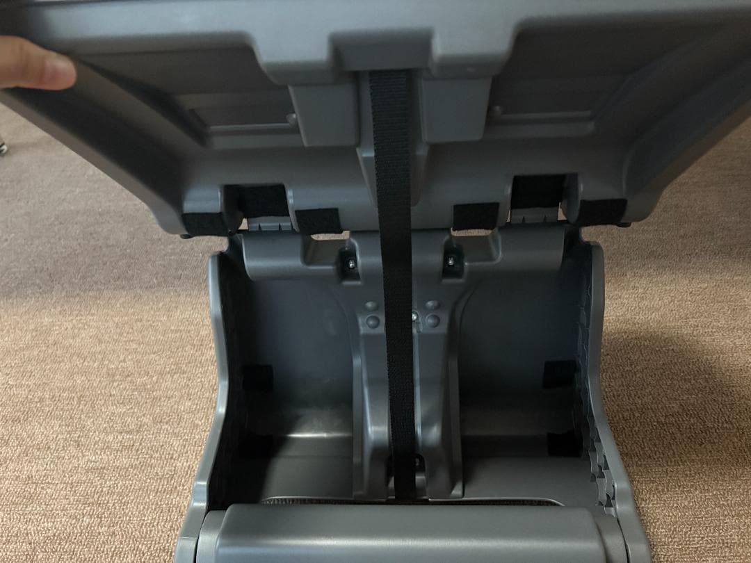 【美品】NISSAN セレナ C28純正オットマン フットレスト 2024