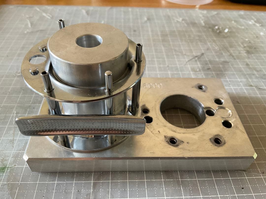 ABU アンバサダー 5500C 鍋カップ メンテ済 フレーム修正済