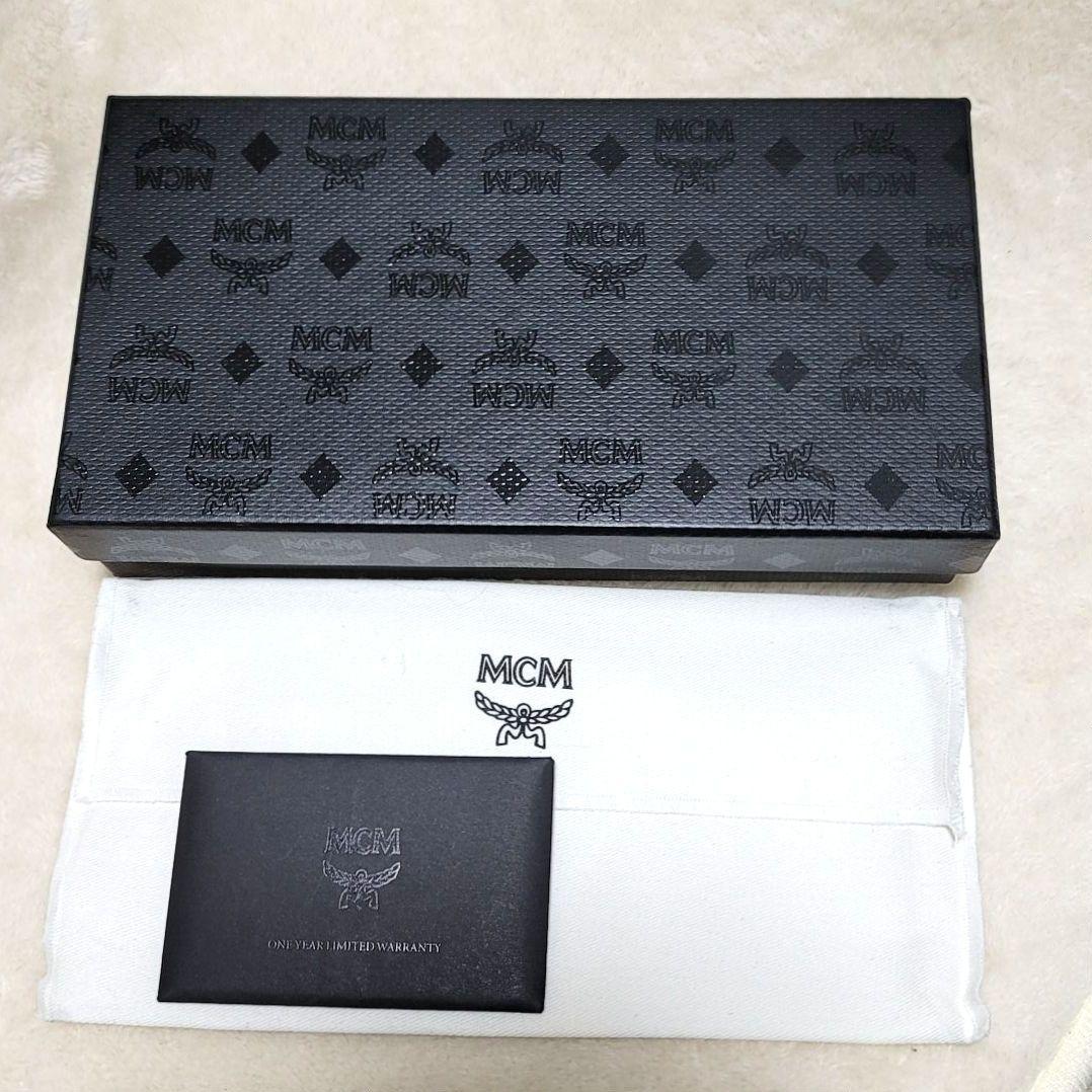 未使用 MCM 長財布 ロングウォレット ネイビー ラウンドジップ 付属品付き
