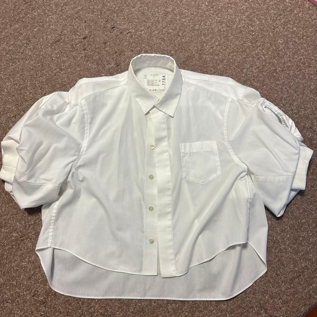 Sacai パフスリーブ　クロップドシャツ白