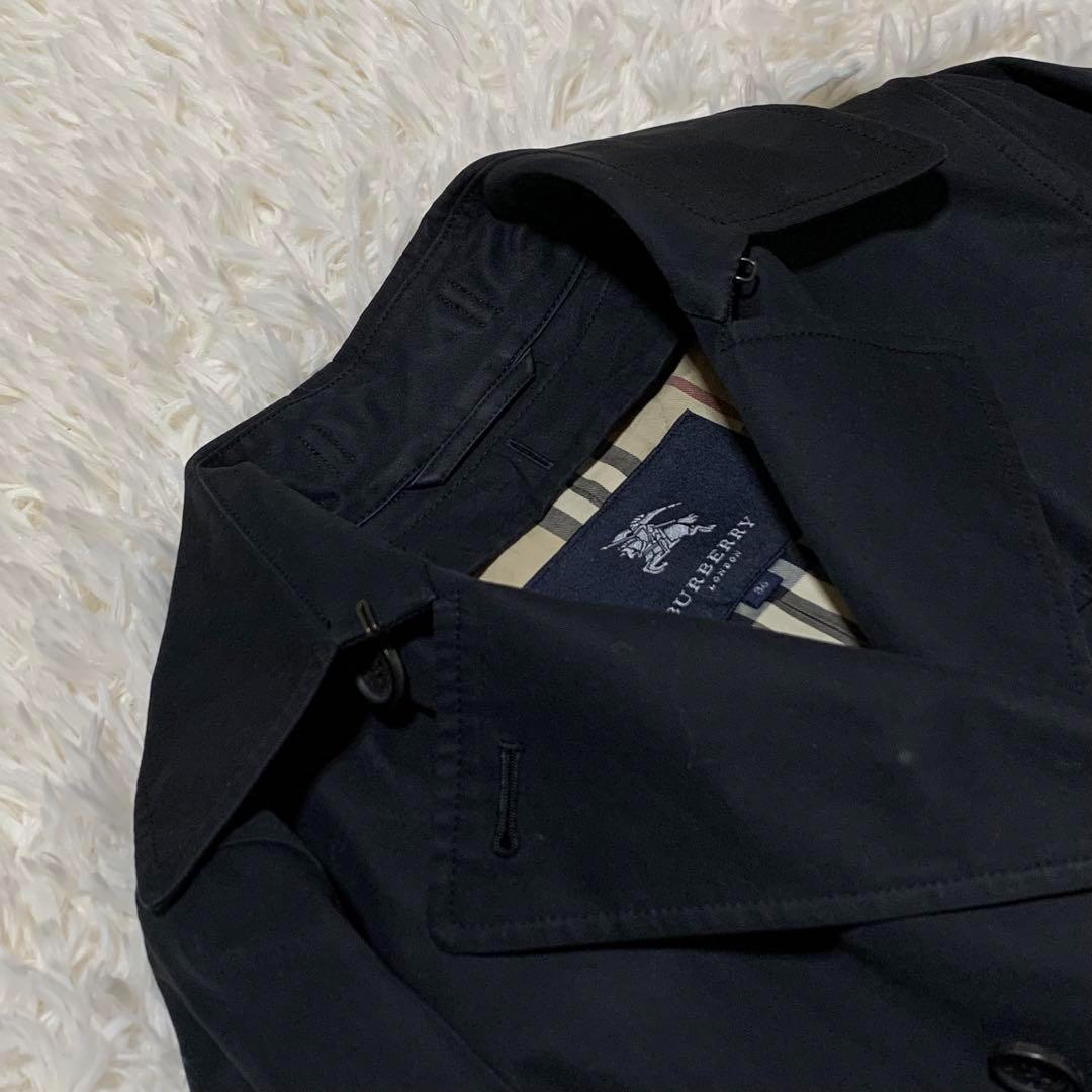 美品　バーバリーロンドン　トレンチコート　ノバチェック　ベルト付き　黒