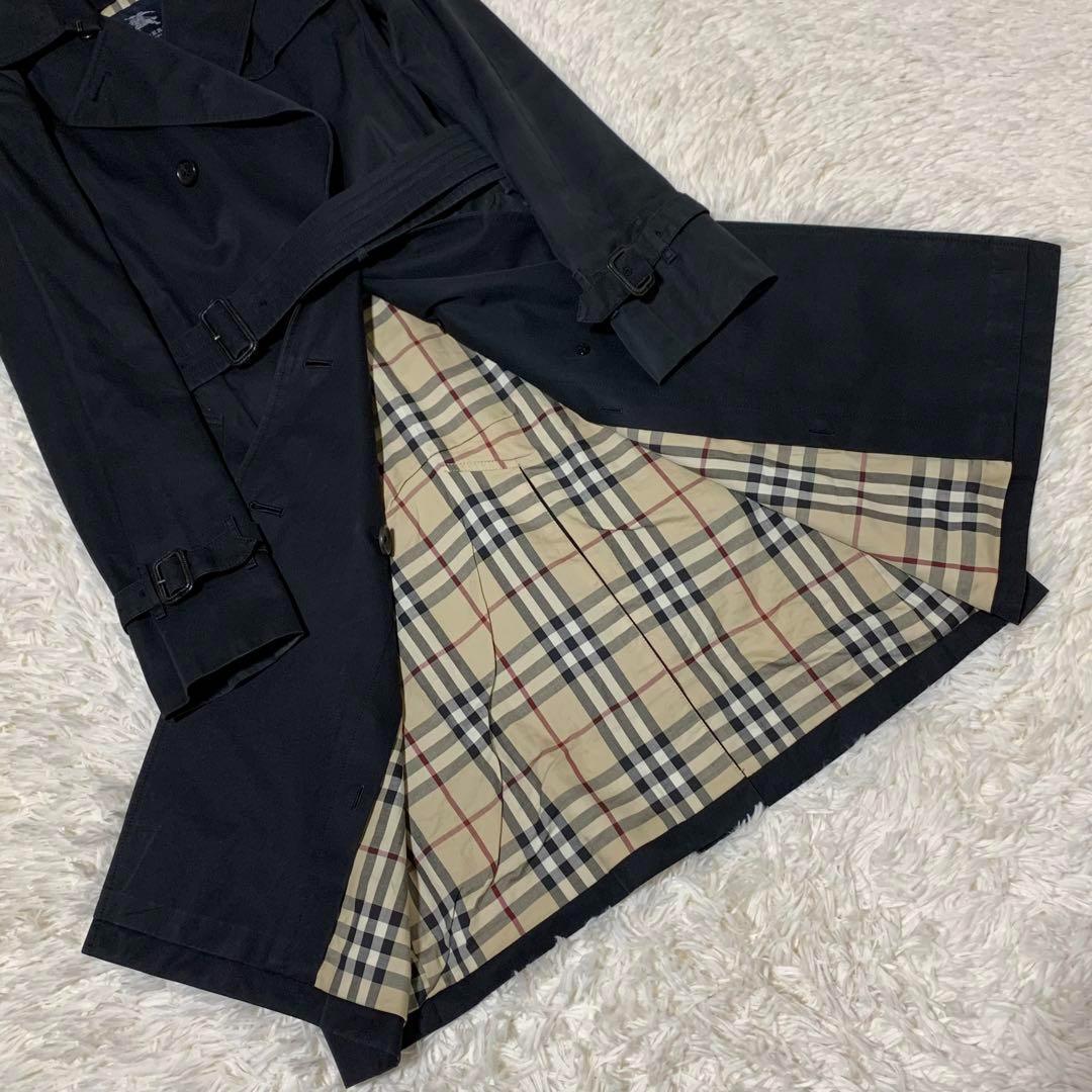 美品　バーバリーロンドン　トレンチコート　ノバチェック　ベルト付き　黒
