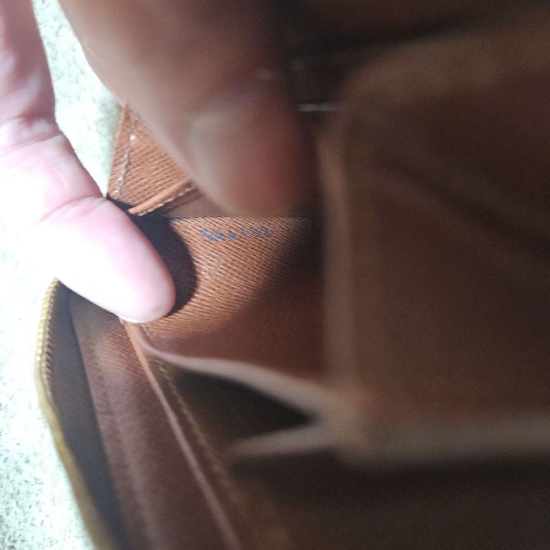 ルイヴィトンモノグラムジッピーパース