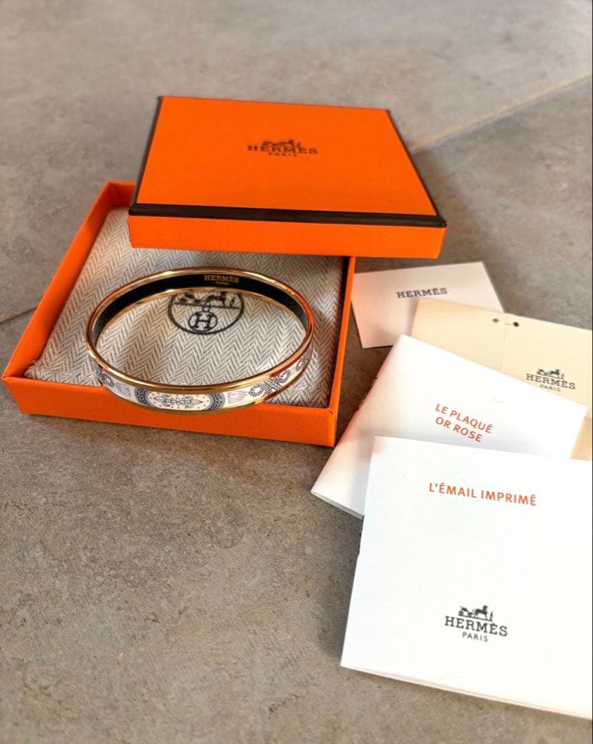 エルメス　エマイユPM グラン・アパラ バングル　エナメルブレスレット　美品