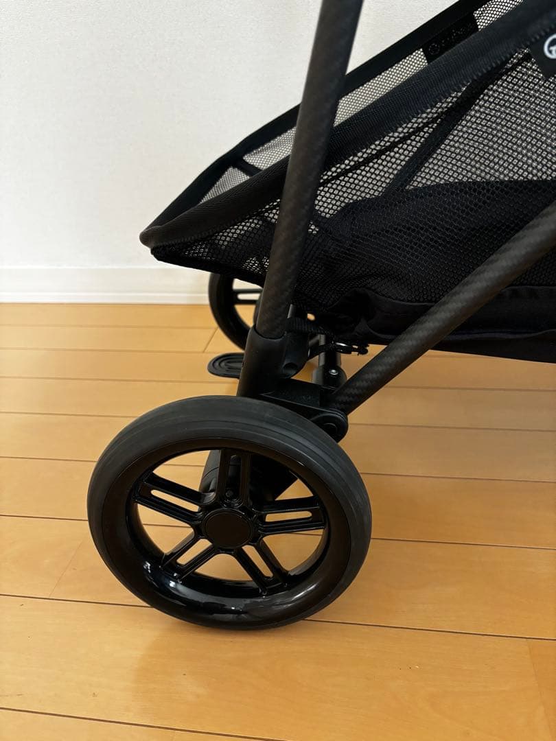 Cybex メリオカーボン白　2024年式