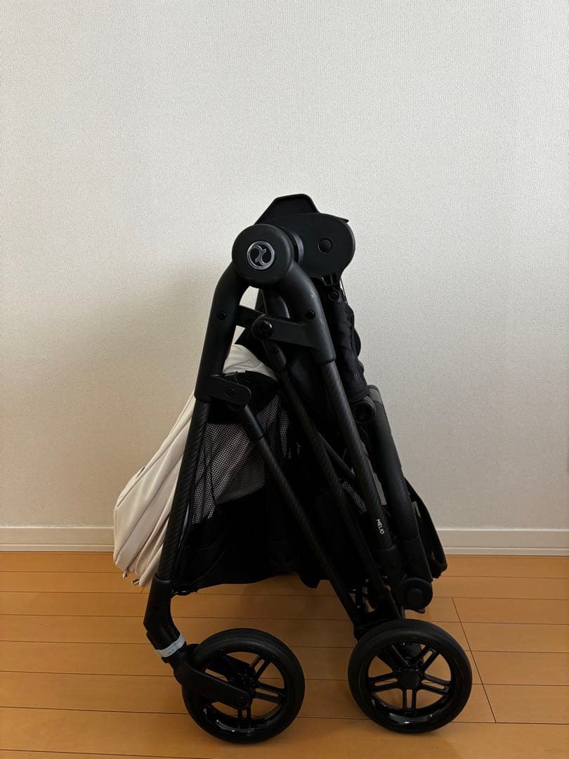 Cybex メリオカーボン白　2024年式