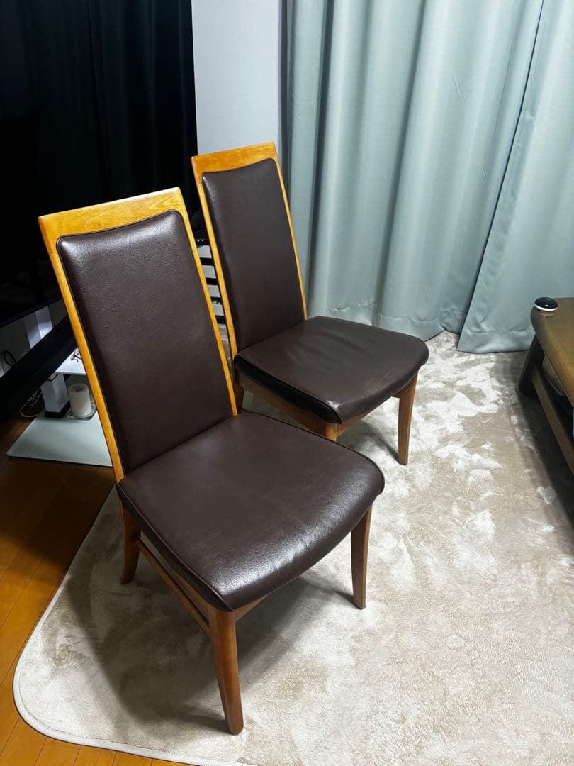 カリモク　ブラウン合成皮革ダイニングチェア2脚セット　引き取り限定　埼玉県上尾市