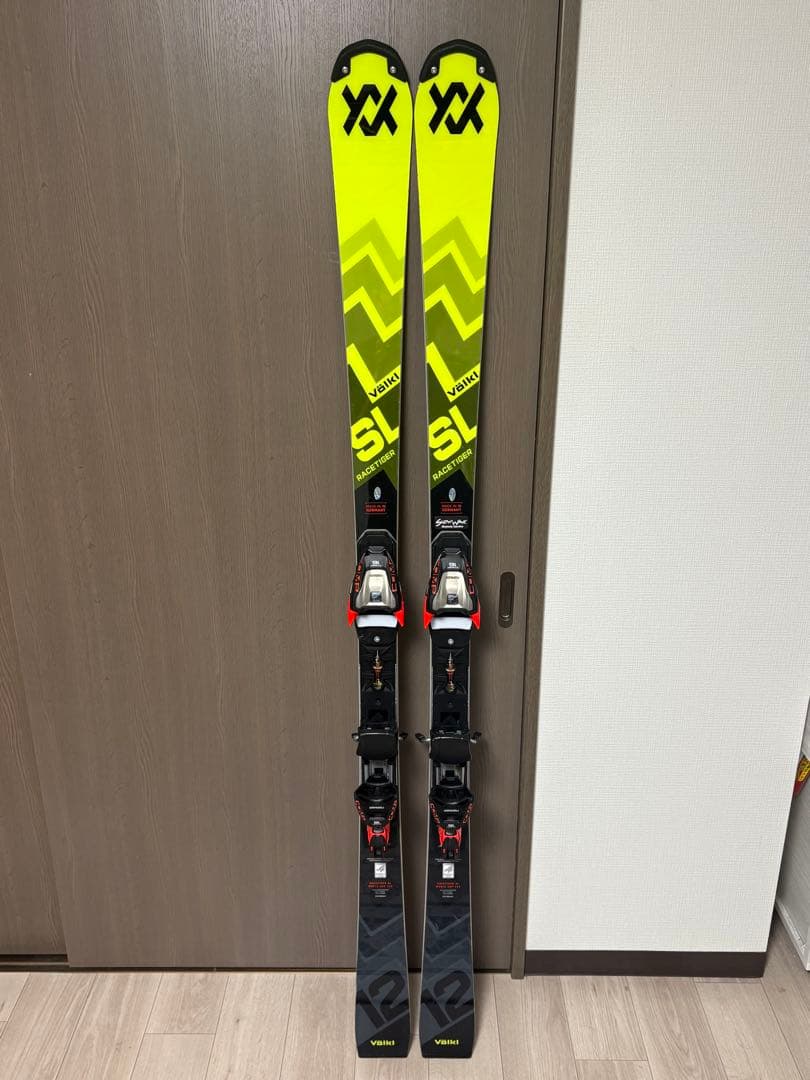 SHUSUK　VOLKL RACETIGER SL WC COMP16