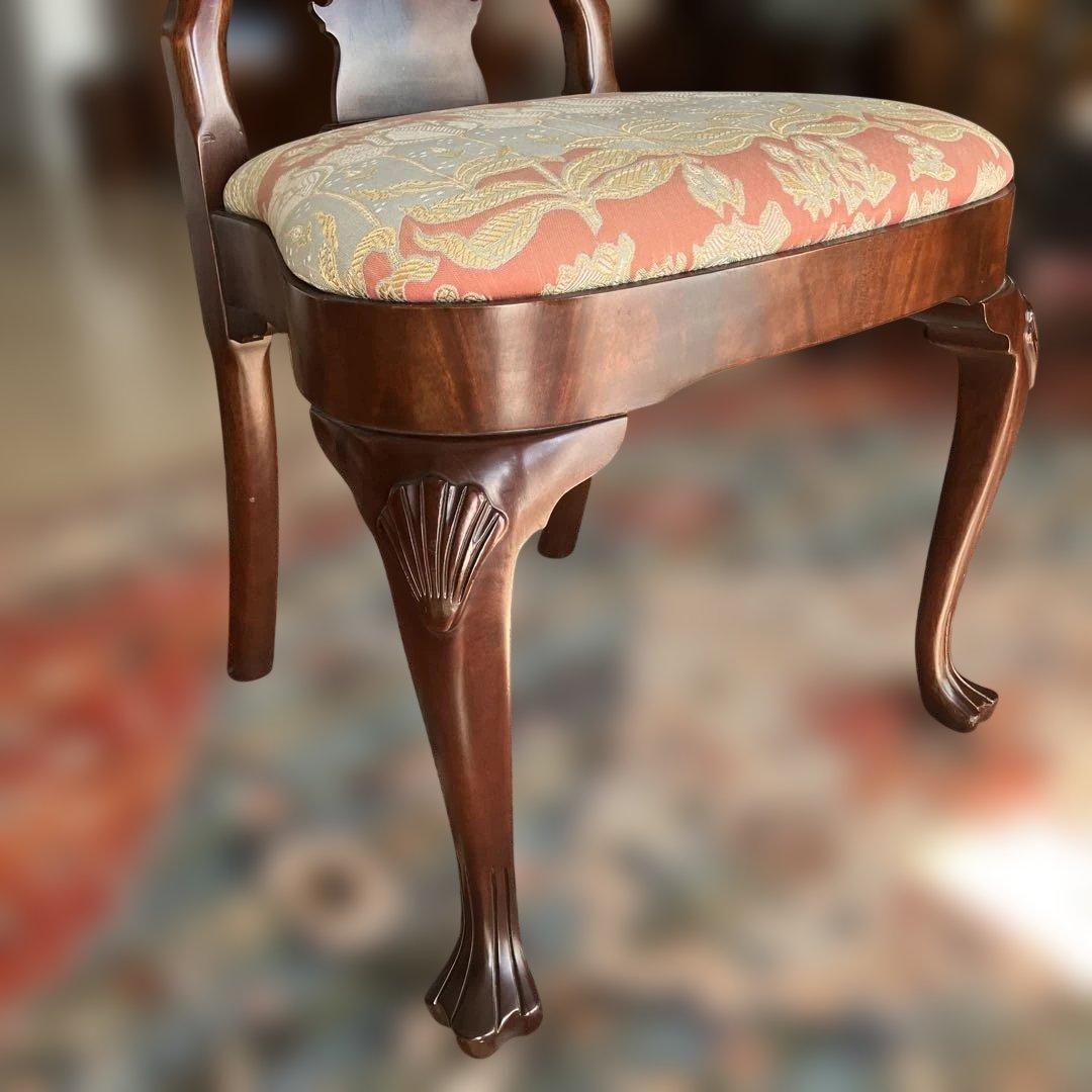 【送料無料地域限定］西洋カンセル社クイーンア様式ダイニング猫脚チェア２脚セット