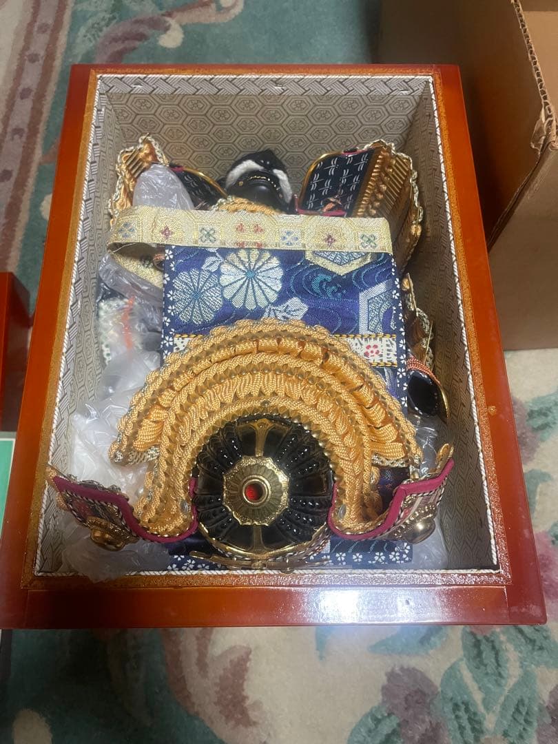 五月人形 武士の鎧と兜