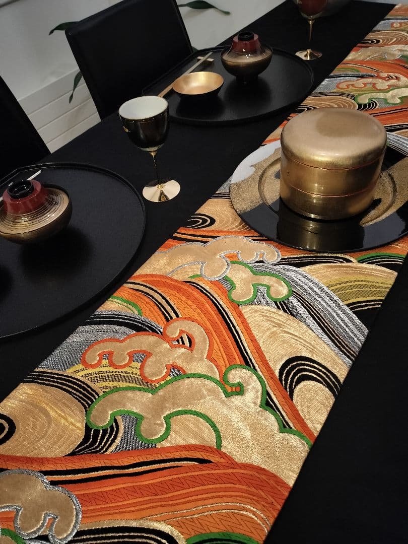 A926豪華‼️節分‼️波模様‼️正絹テーブルランナー1ｍ97cm