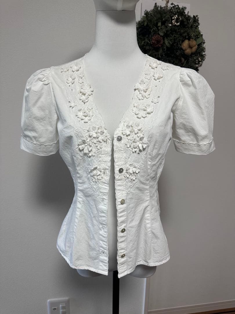 rouje paris トップス　ブラウス　シャツ　サイズ34 S相当　刺繍