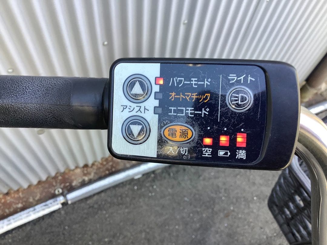 パナソニック新機種電動アシスト自転車vivi TX26インチシルバーボディー