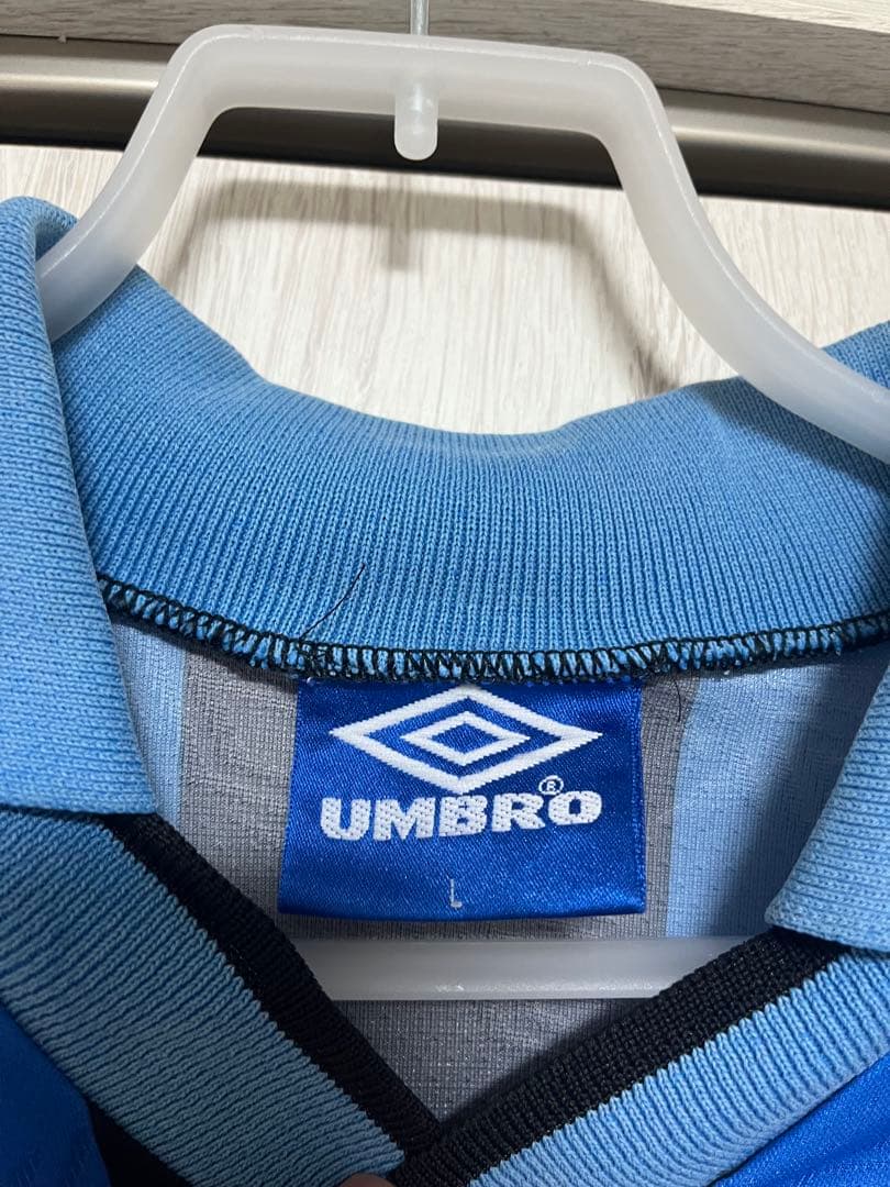 インテル Umbro サッカーt L